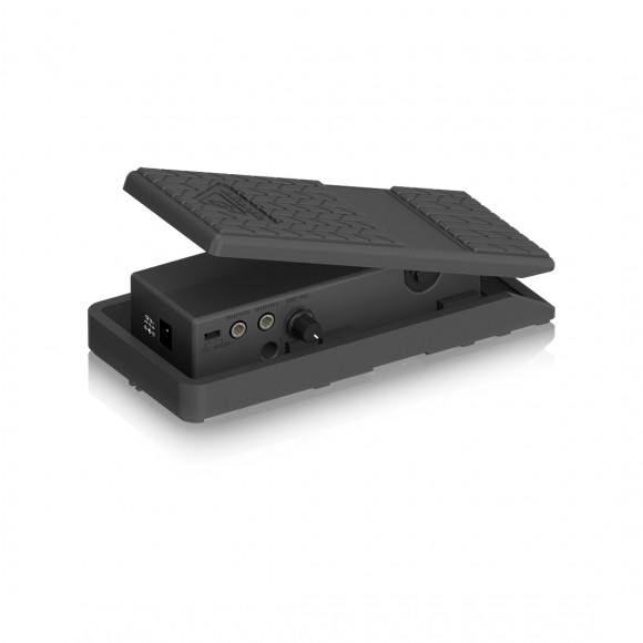BEHRINGER FCV100