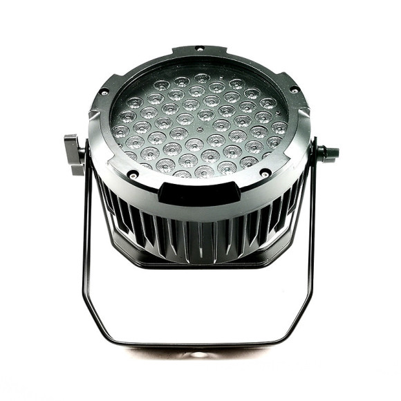 ROSS PAR AXIS 543 RGB Прожектор светодиодный 54 светодиода RGB по 3 ватта, угол луча 40 градусов ROSS PAR AXIS 543 RGB Прожектор светодиодный 54 светодиода RGB по 3 ватта, угол луча 40 градусов