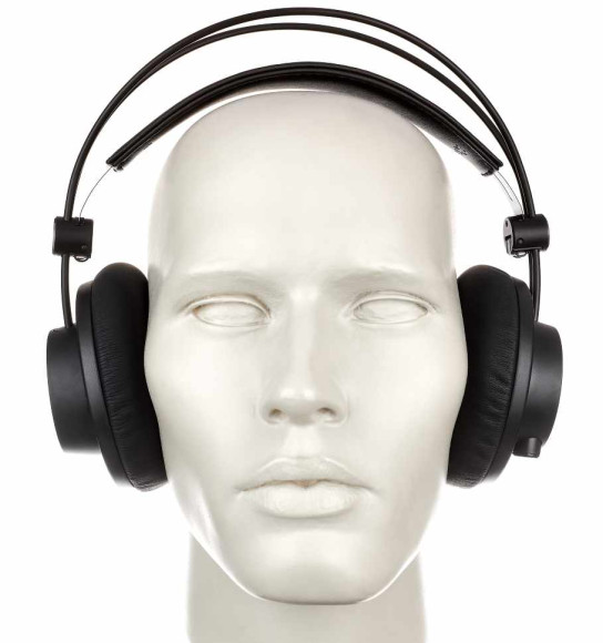 AKG K245 открытые складные студийные наушники AKG K245 открытые складные студийные наушники
